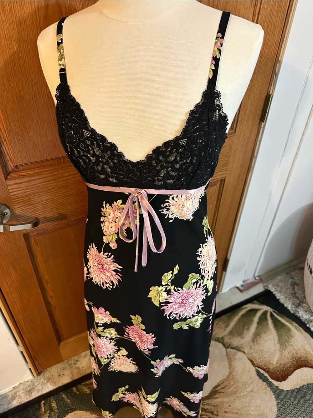 Oscar de la Renta Black Slip with Pink Floral Detail